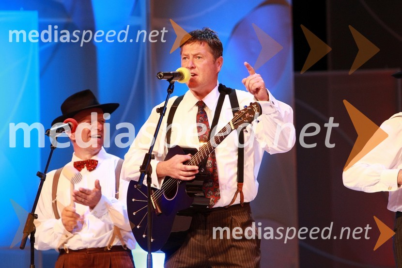 Prifarski muzikantiFestival narečnih popevk 2008