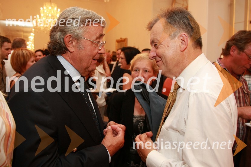 Walter Wolf, podjetnik in Anton Guzej, generalni direktor RTV SlovenijaFestival narečnih popevk 2008