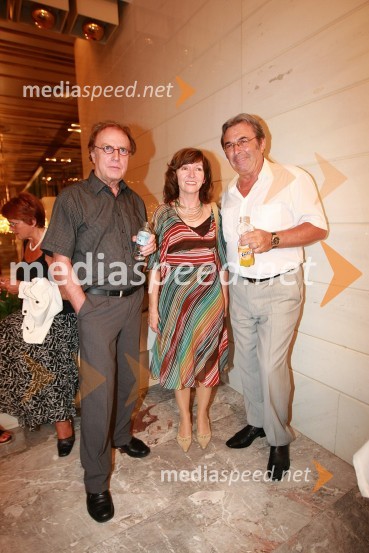 Franček Jauk, upokojeni novinar radia Maribor s soprogo Metko Ravnjak Jauk in Jože Kobler, pevecFestival narečnih popevk 2008