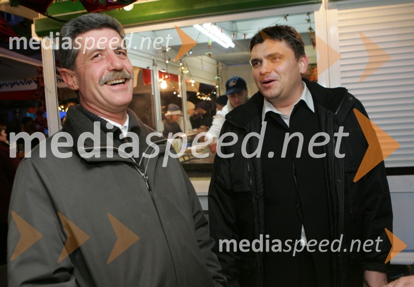 Drago Cotar, predsednik uprave Zavarovalnice Maribor in Boštjan Jevšek, urednik revije PlayboyZavarovalnica Maribor, novoletni sprejem za novinarje