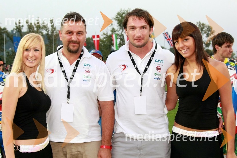 Štartna deklica, Vladimir Kevo, trener Primoža Kozmusa, Primož Kozmus, olimpijski prvak v metu kladiva in štartna deklicaSPEEDWAY SUPER POKAL SAX 2008