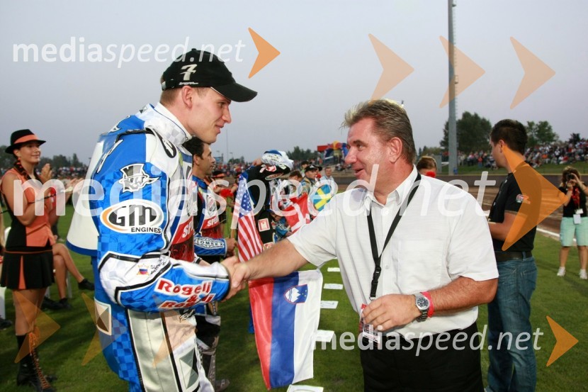 Matej Žagar (AMTK Ljubljana) in Andrej Vizjak, minister za gospodarstvoSPEEDWAY SUPER POKAL SAX 2008