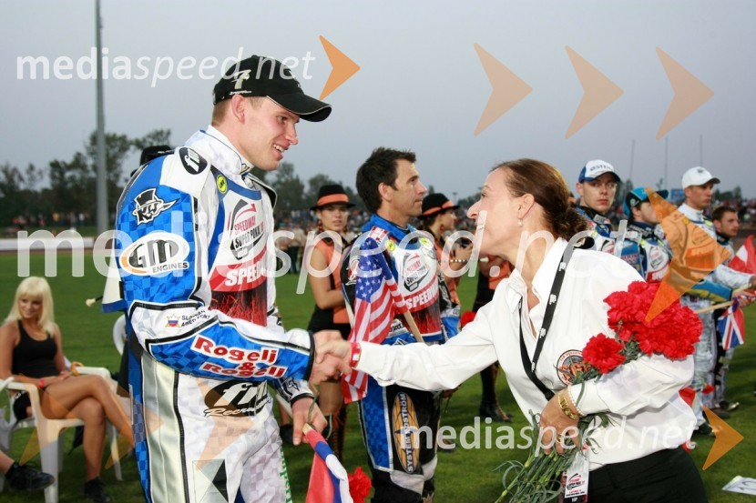 Matej Žagar (AMTK Ljubljana) in Violeta Freeland, predsednica AMD KrškoSPEEDWAY SUPER POKAL SAX 2008