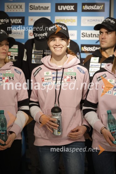  Ema  Klinec, smučarska skakalka;  Jernej Damjan, smučarski skakalecPredstavitev skakalcev in nordijcev za sezono 2020