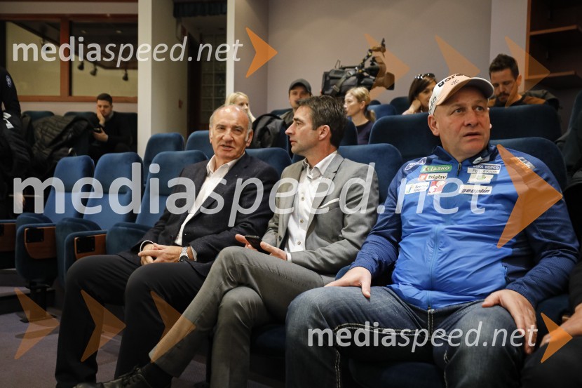  ... ; dr. Franci Petek, nekdanji smučarski skakalec in direktor SZS;  Goran  Janus, trener reprezentance slovenskih smučarskih skakalcevPredstavitev skakalcev in nordijcev za sezono 2020