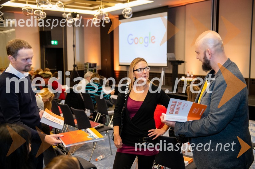  ... ;  ... ;  Martin Korošec, organizator, marketinški strokovnjak, avtor, predavatelj, direktor podjetja Rdeča Oranža d.o.o.Digitalni marketing od A do Ž, seminar