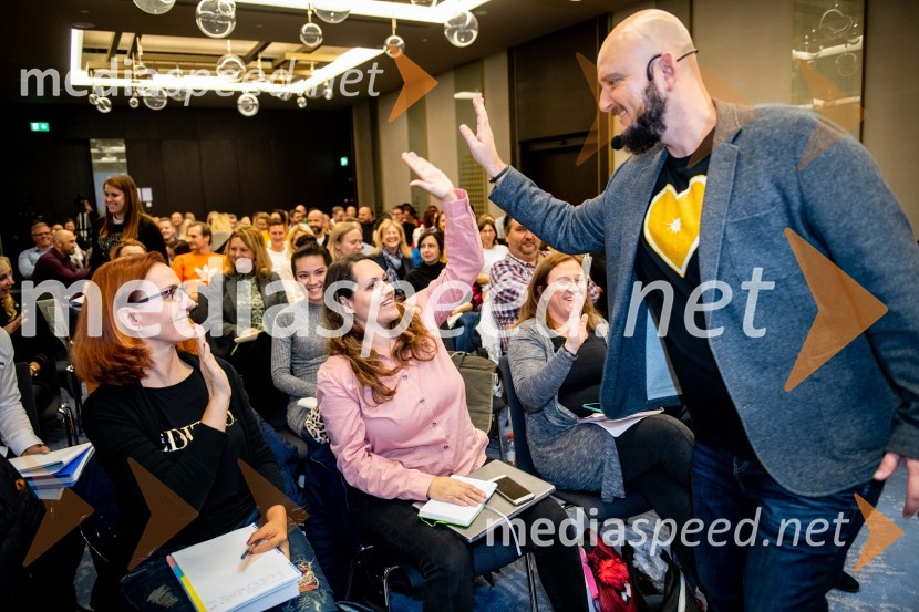  ... ;  ... ;  Martin Korošec, organizator, marketinški strokovnjak, avtor, predavatelj, direktor podjetja Rdeča Oranža d.o.o.Digitalni marketing od A do Ž, seminar
