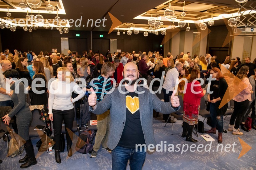  Martin Korošec, organizator, marketinški strokovnjak, avtor, predavatelj, direktor podjetja Rdeča Oranža d.o.o.Digitalni marketing od A do Ž, seminar