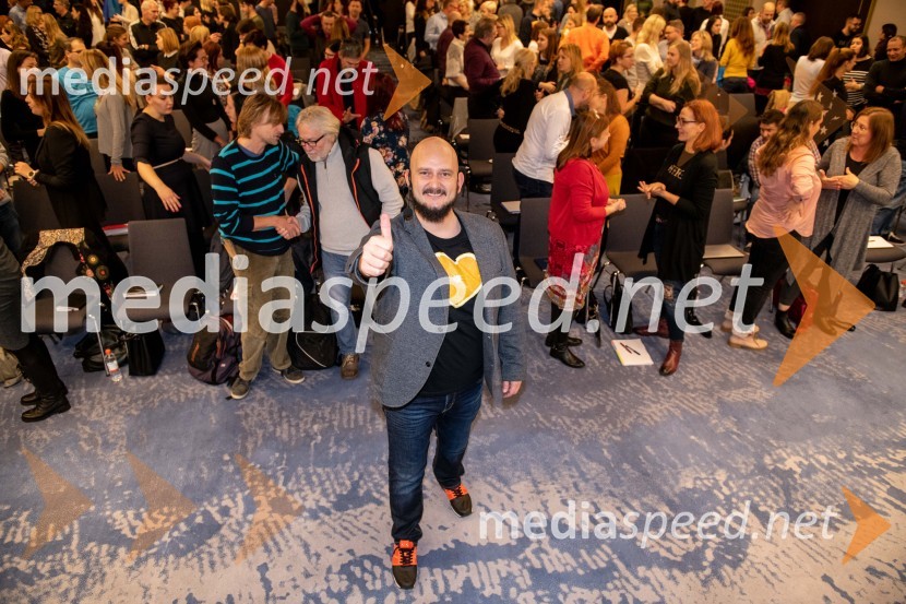  Martin Korošec, organizator, marketinški strokovnjak, avtor, predavatelj, direktor podjetja Rdeča Oranža d.o.o.Digitalni marketing od A do Ž, seminar
