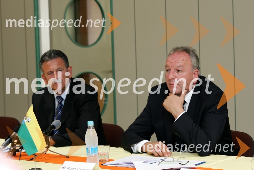 Anton Kampuš, župan občine Gornja Radgona in dr. Rado Genorio, Nacionalni koordinator za  Norveški finančni mehanizemEnergetsko varčen vrtec Manka Golarja