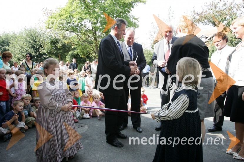 Otvoritev vrtca  Manka Golarja Gornja Radgona
	Energetsko varčen vrtec Manka Golarja
