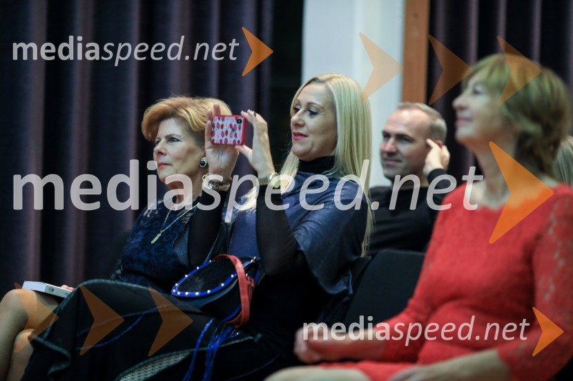  Tatjana  Kolenc;  Klaudija Javornik,  Adacta d.o.o.Verjemi, predstavitev knjige