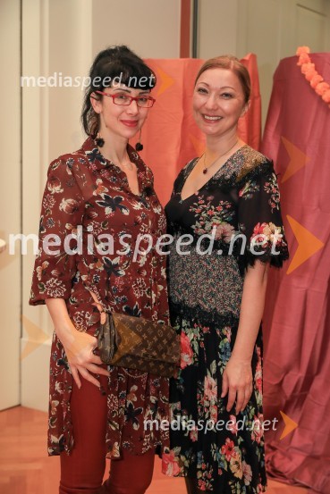 Dr. Jerca Legan Cvikl, antropologinja in predsednica Fundacije Femmes Sans Fronitières;  Lara Burazer, jezikoslovka in prevajalkaVerjemi, predstavitev knjige