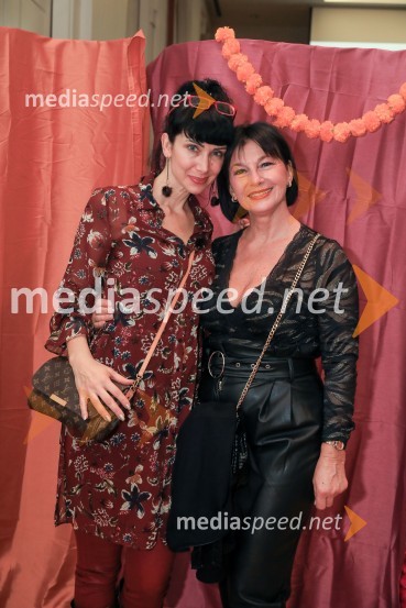 Dr. Jerca Legan Cvikl, antropologinja in predsednica Fundacije Femmes Sans Fronitières;  Azra Širovnik, pisateljicaVerjemi, predstavitev knjige