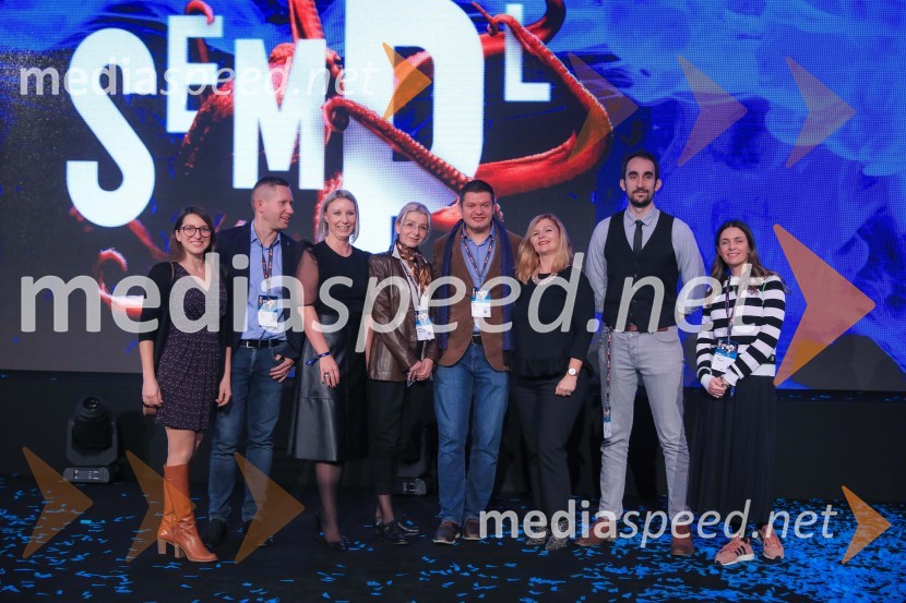  ... ;  ... ;  Valerija Prevolšek, direktorica Media Pool;  ... ;  ... ;  Eva Aljančič, direktorica marketinga BMW Group Slovenija;  ... ;  ... Sempl 2019, podelitev nagrad SEMPLER