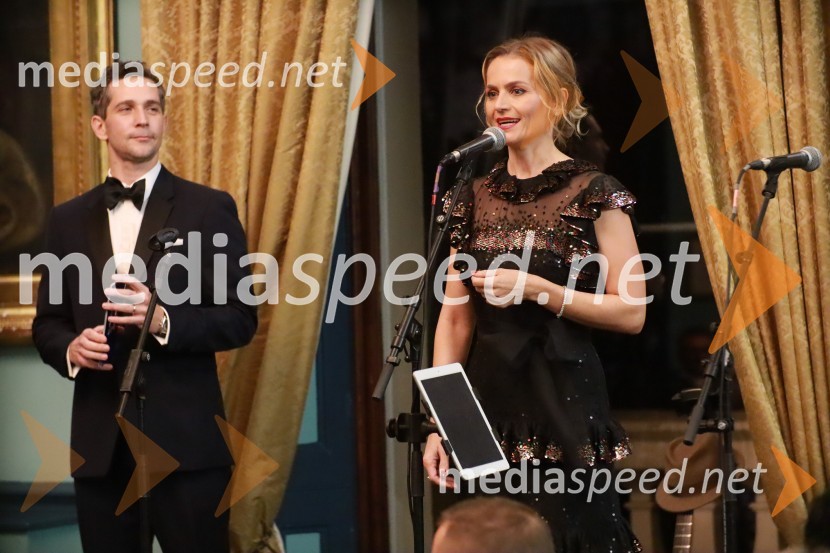  Miha Žerko, predsednik, Britansko-slovenska gospodarska zbornica;  Katarina Kresal, pravnica in političarka, nekdanja ministrica za notranje zadeveChristmas Gala v Londonu