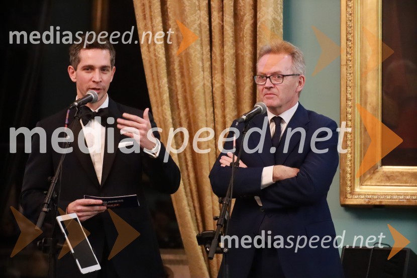  Miha Žerko, predsednik, Britansko-slovenska gospodarska zbornica;  Nigel  Higgins, predsednik uprave BarclaysChristmas Gala v Londonu