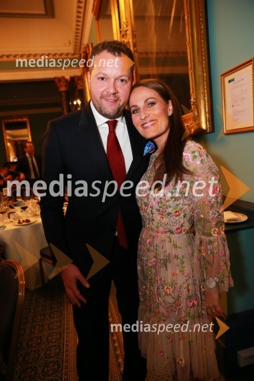  Gašper Čarman, direktor eVino;  Tjaša  Čarman, odvetnicaChristmas Gala v Londonu