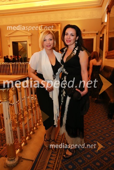  Alenka Vidic, CEO o28;  Tijana Orešič Barač, dr. med. specialistka dermatologijeChristmas Gala v Londonu