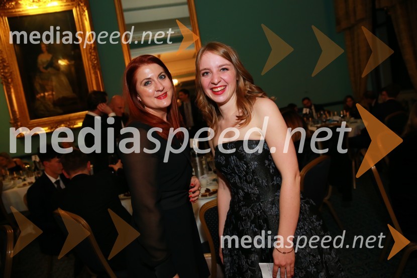  Aleksandra Barič, Britansko veleposlaništvo v Ljubljani;  Špela Drobnič Rener, Britansko-slovenska gospodarska zbornicaChristmas Gala v Londonu