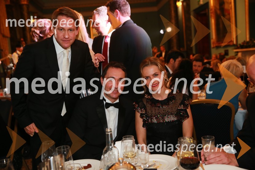 prof. dr. Andrej Janež, endokrinolog;  Gregor  Jamnik, direktor hotela Slon;  Katarina Kresal, pravnica in političarka, nekdanja ministrica za notranje zadeveChristmas Gala v Londonu