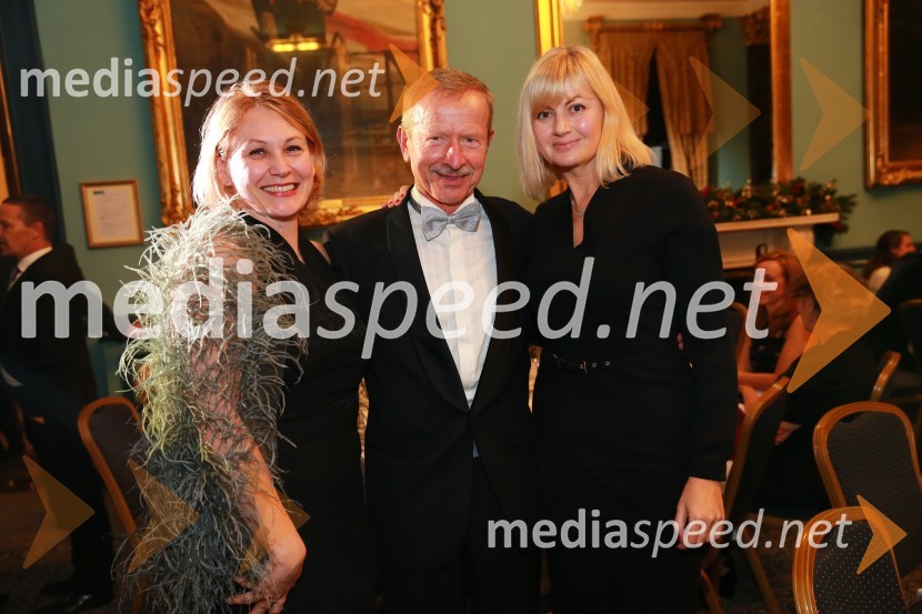 Ana Stanič, odvetnica;  Janez  Vipotnik;  Julija PlavckaChristmas Gala v Londonu