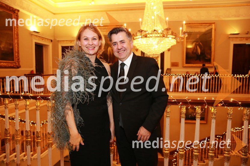  Ana Stanič, odvetnica;  Božo  Černila, direktor, TrimoChristmas Gala v Londonu