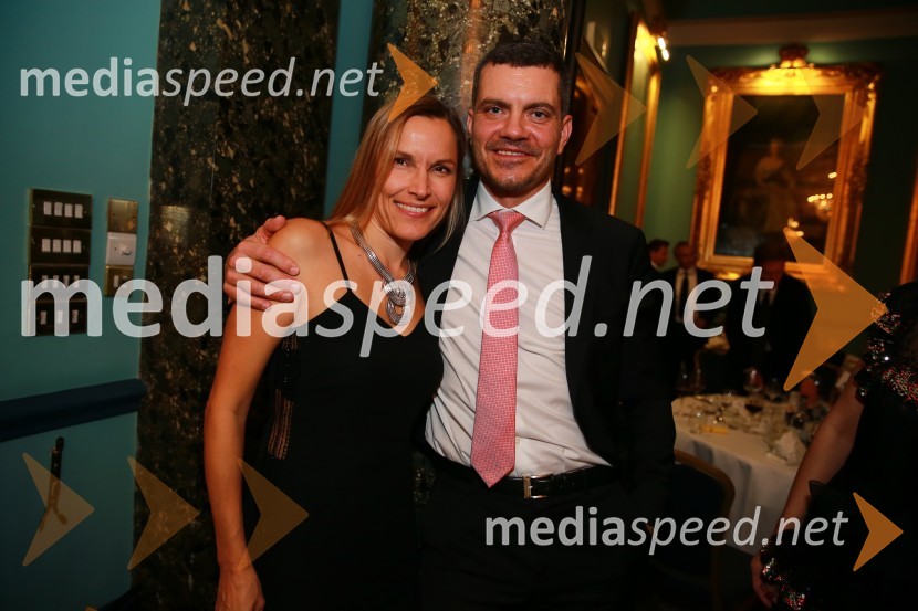  Tina Vipotnik Vesnaver;  Luka Vesnaver, DeloitteChristmas Gala v Londonu
