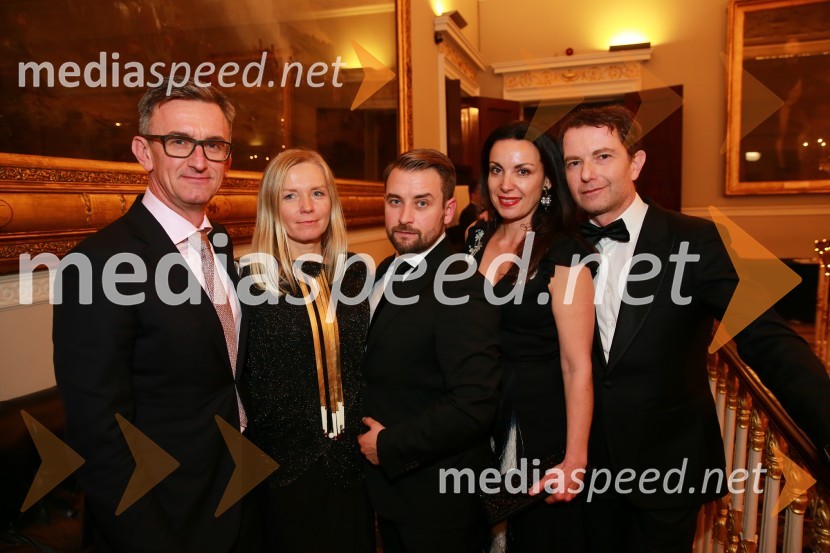  Marko Lukić, lastnik in direktor družbe Lumar IG;  Alenka  Lukić, prof. za oblikovanje na Srednji šoli za oblikovanje MB;  Matej Pavlič, MS Invest d.o.o.;  Tijana Orešič Barač, dr. med. specialistka dermatologije;  Tomaž Orešič, podpredsednik skupine ResaltaChristmas Gala v Londonu