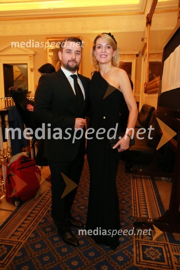  Matej Pavlič, MS Invest d.o.o.;  Barbara Uranjek, direktorica, Britansko-slovenska gospodarska zbornicaChristmas Gala v Londonu