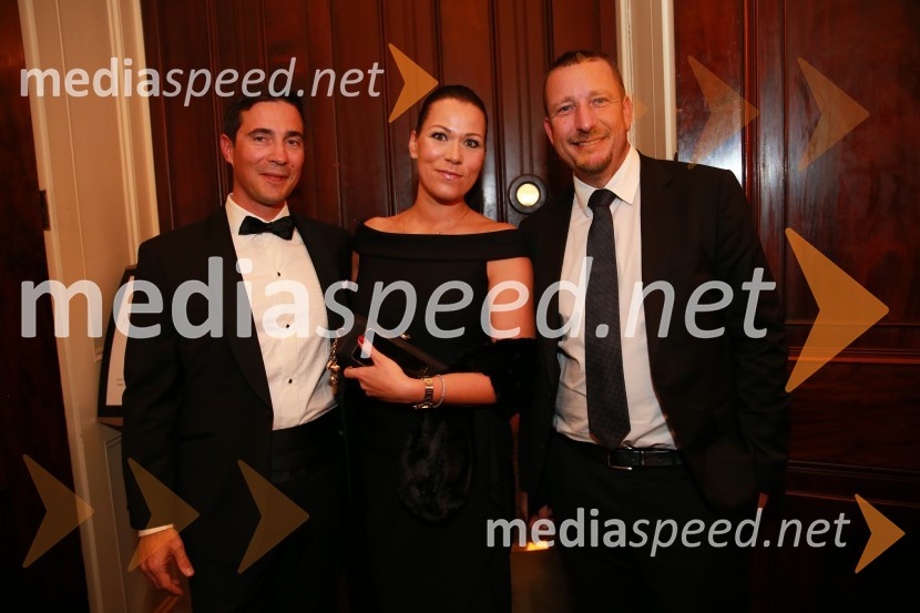  Jan Sibinčič, odvetniška pisarna Križanec-Sibinčič;  Ajda Sibinčič, Inštitut za poslovno-izobraževalne rešitve;  Gregor Pilgram, član uprave holdinga Generali CEEChristmas Gala v Londonu