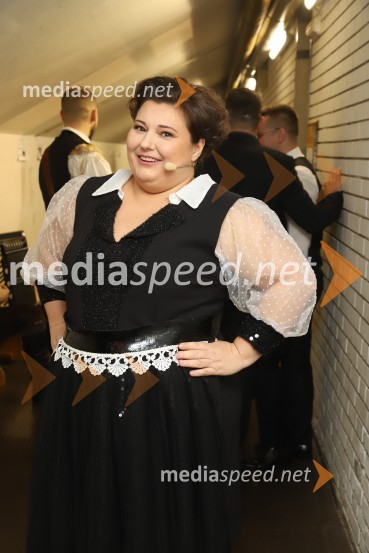  Urška Vučak,  igralkaSilvestrski pozdrav 2019