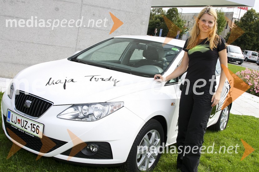 Maja Tvrdy, igralka badmintonaPredaja Seata Ibize Maji Tvrdy, olimpijski predstavnici v badmintonu na OI v Pekingu