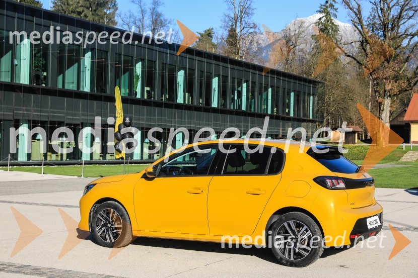Slovenska predstavitev Peugeot 208