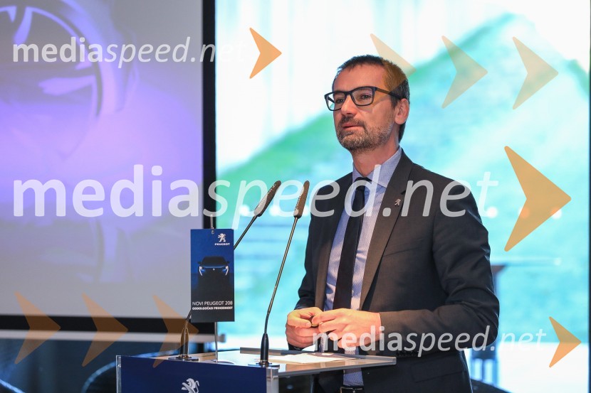  Gregor Draksler,  direktor marketinga, P Automobil Import Slovenska predstavitev Peugeot 208