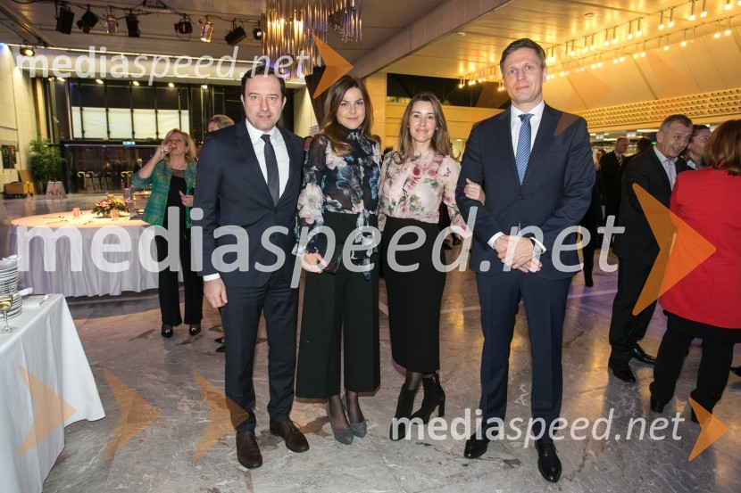  Tomaž Lukman;  Sanda Južnik;  Katja Kralj; mag. Damjan  Kralj , glavni izvrsni direktor BTC d.dManagerski koncert 2019