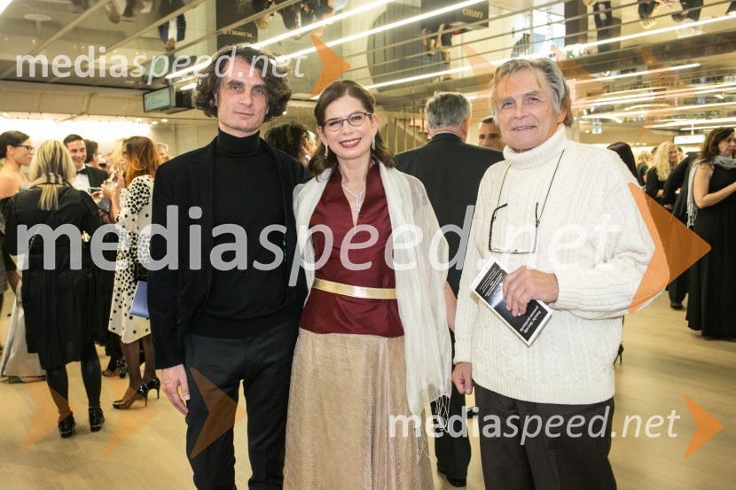  Jure Longyka, moderator;  Eva Longyka Marušič, voditeljica;  ... Managerski koncert 2019