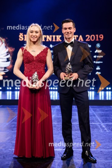  Janja Garnbret, slovenska športna plezalka;  Primož Roglič, smučarski skakalec in kolesarŠportnik leta 2019