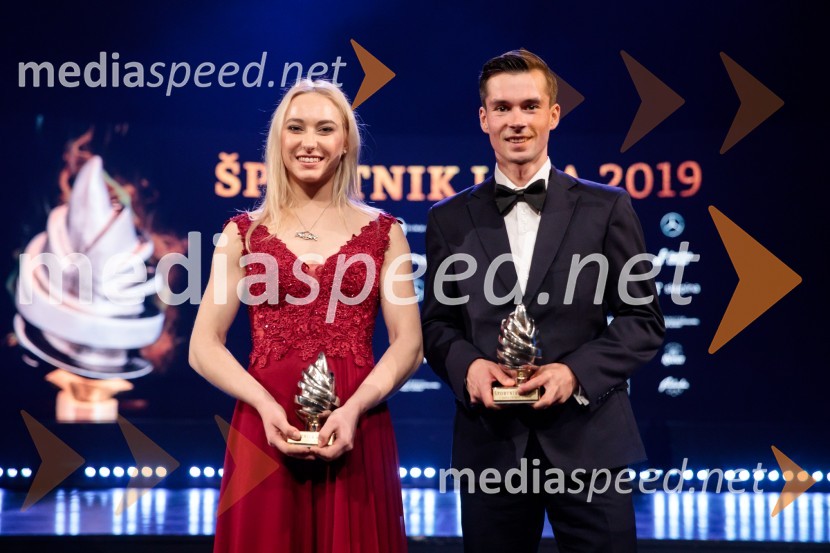  Janja Garnbret, slovenska športna plezalka;  Primož Roglič, smučarski skakalec in kolesarŠportnik leta 2019