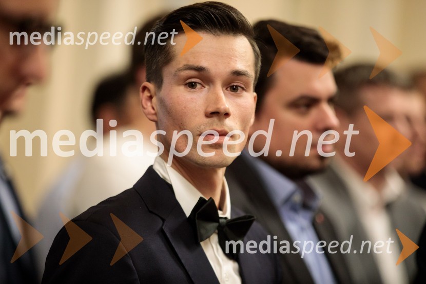  Primož Roglič, smučarski skakalec in kolesarŠportnik leta 2019
