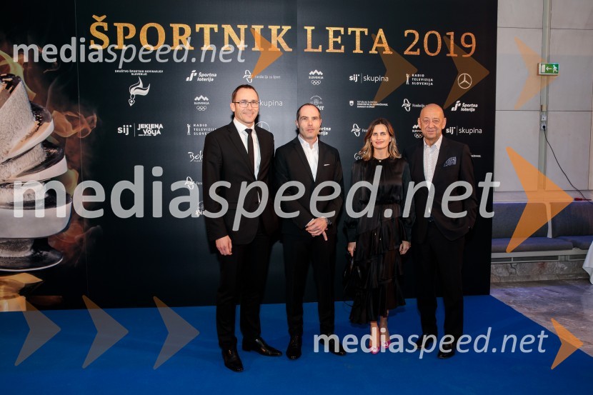  ... ;  Robert Lešnik, vodja zunanjega oblikovanja, Mercedes-Benz;  Karin Šimonka;  Tibor Šimonka, predsednik Gospodarske zbornice Slovenije Športnik leta 2019