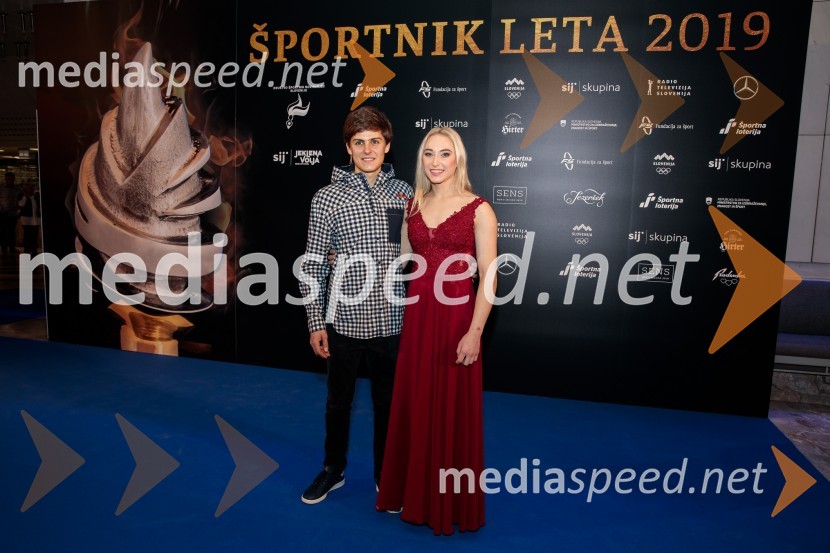  Domen Škofic, slovenski športni plezalec;  Janja Garnbret, slovenska športna plezalkaŠportnik leta 2019