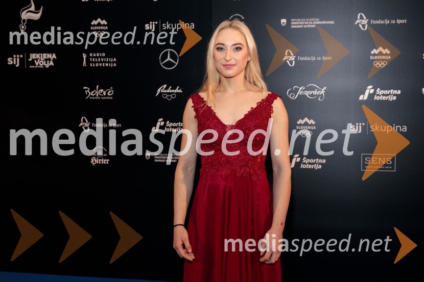  Janja Garnbret, slovenska športna plezalkaŠportnik leta 2019
