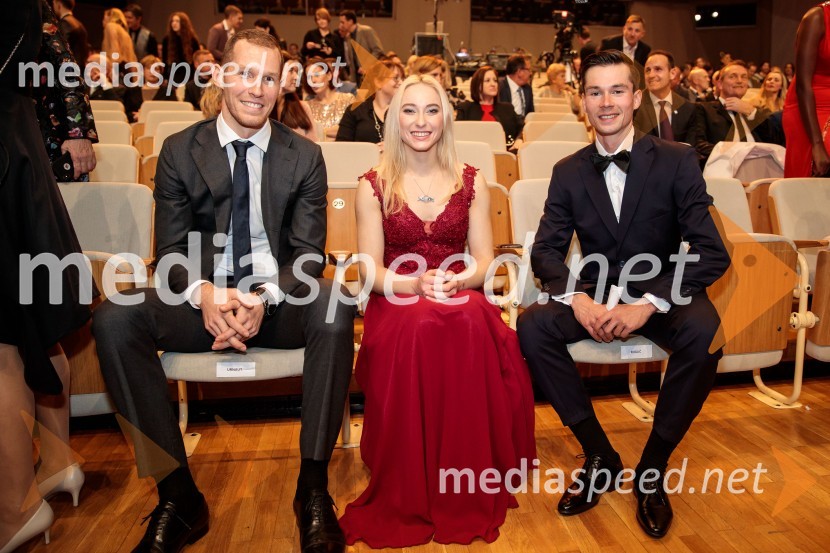  Tine  Urnaut, kapetan slovenske odbojkarske reprezentance;  Janja Garnbret, slovenska športna plezalka;  Primož Roglič, smučarski skakalec in kolesarŠportnik leta 2019