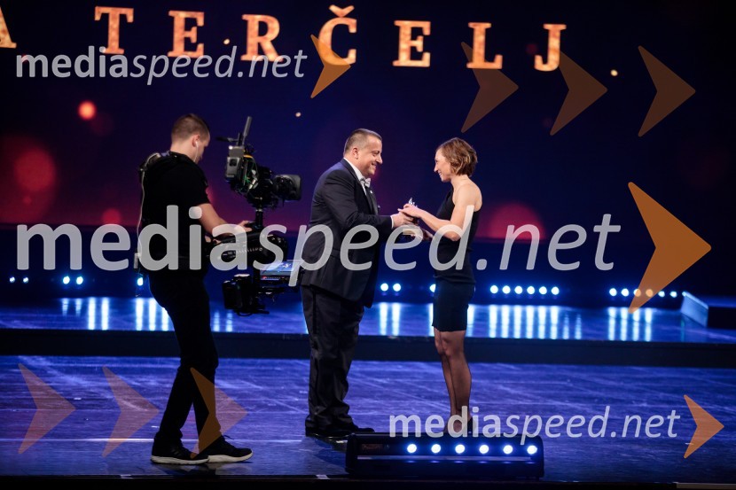  ... ;  Joc Pečečnik, poslovnež;  Eva Terčelj, svetovna prvakinja v kajaku in kanujuŠportnik leta 2019