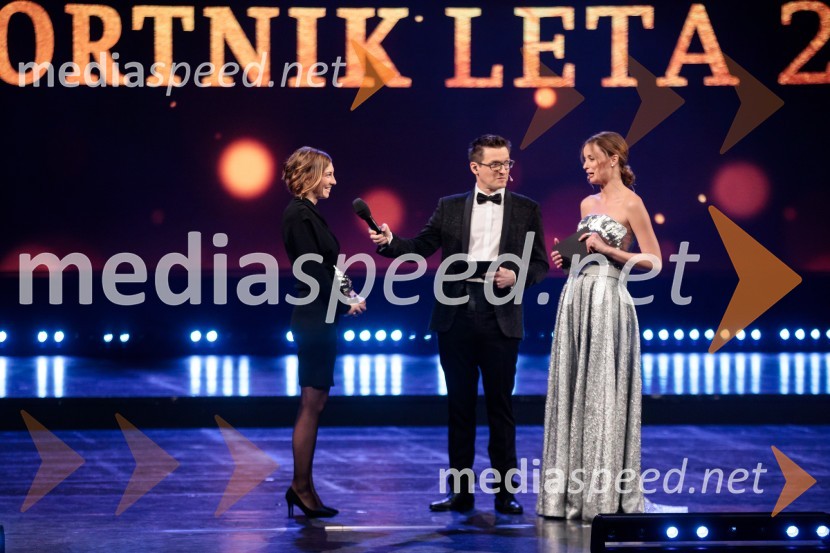  Eva Terčelj, svetovna prvakinja v kajaku in kanuju;  Saša  Jerković, novinar;  Ajda Smrekar, igralkaŠportnik leta 2019