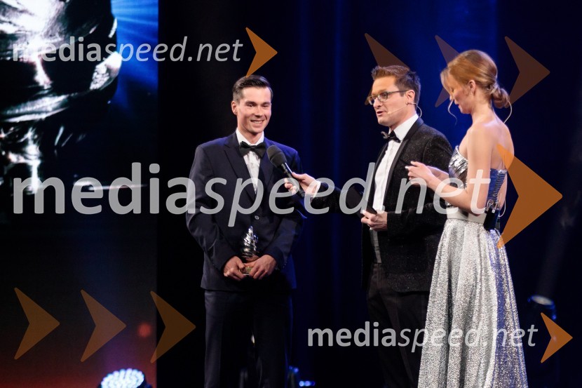  Primož Roglič, smučarski skakalec in kolesar;  Saša  Jerković, novinar;  Ajda Smrekar, igralkaŠportnik leta 2019