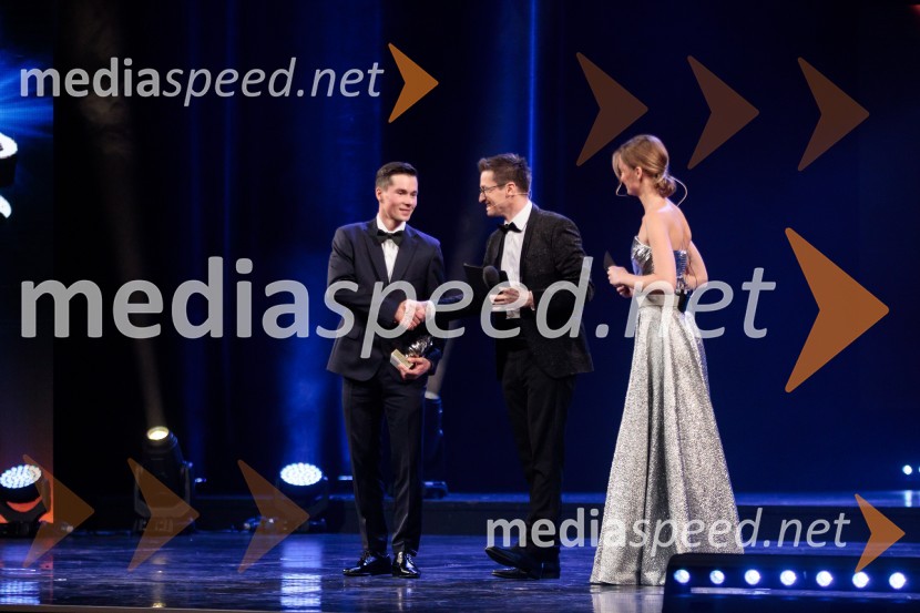  Primož Roglič, smučarski skakalec in kolesar;  Saša  Jerković, novinar;  Ajda Smrekar, igralkaŠportnik leta 2019