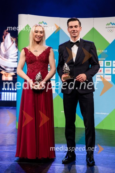  Janja Garnbret, slovenska športna plezalka;  Primož Roglič, smučarski skakalec in kolesarŠportnik leta 2019