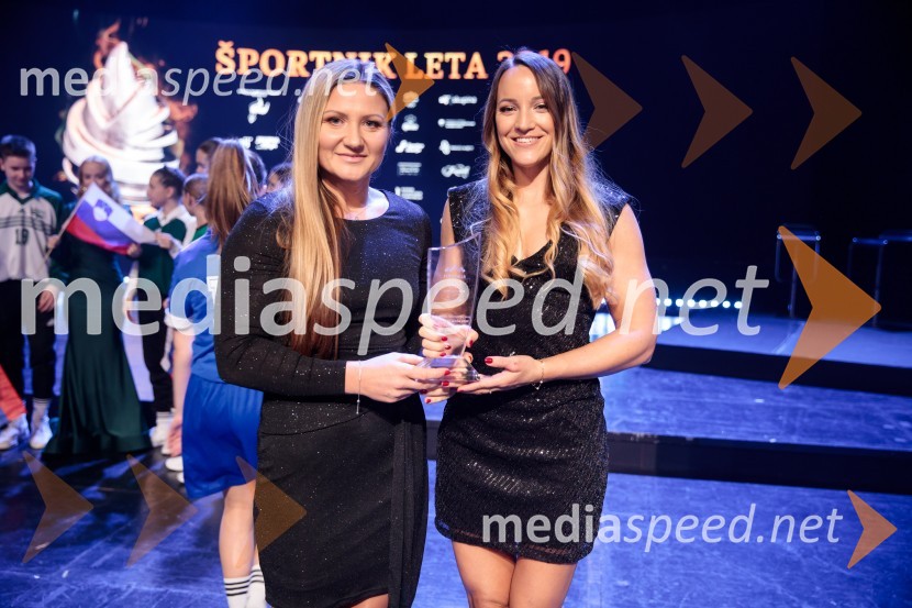  Špela Pomarenko Janjić, kajakašica;   Anja  Osterman , kajakašicaŠportnik leta 2019